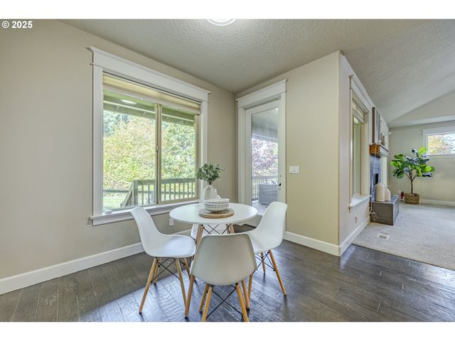 3467 TIMBERBROOK Way, Eugene, OR 97405