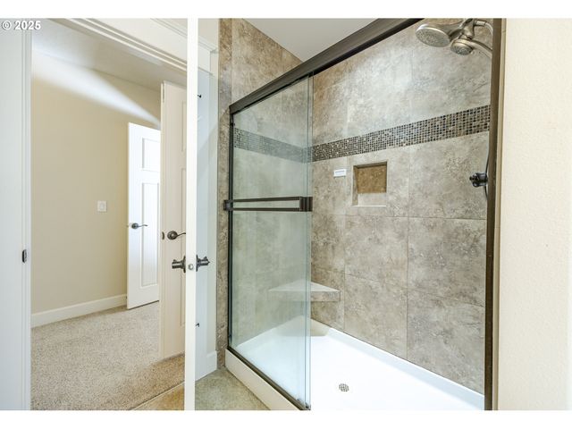 3467 TIMBERBROOK Way, Eugene, OR 97405