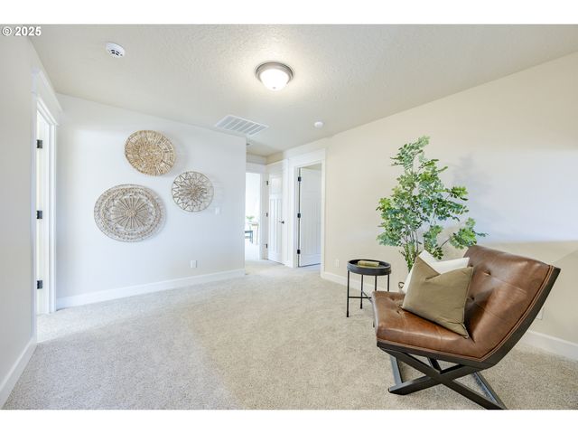 3467 TIMBERBROOK Way, Eugene, OR 97405