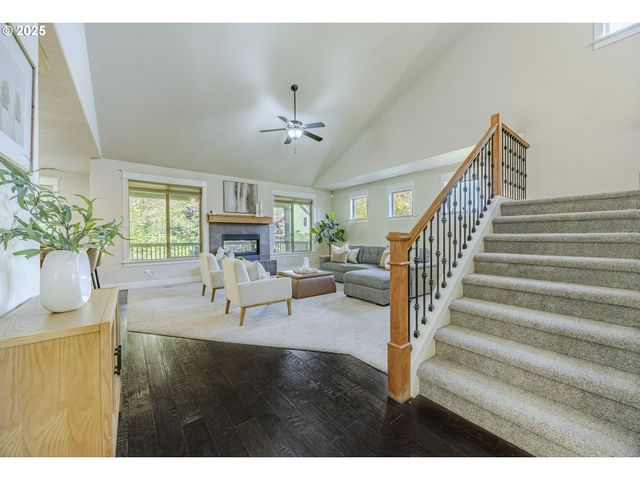 3467 TIMBERBROOK Way, Eugene, OR 97405