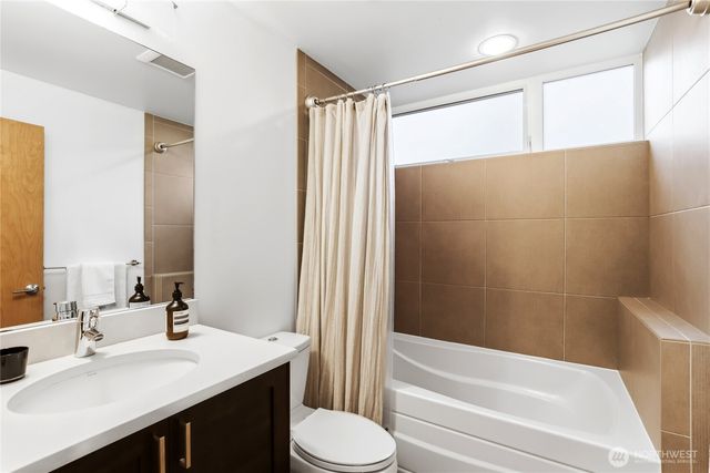 4328 S Bennett Street, Seattle, WA 98118