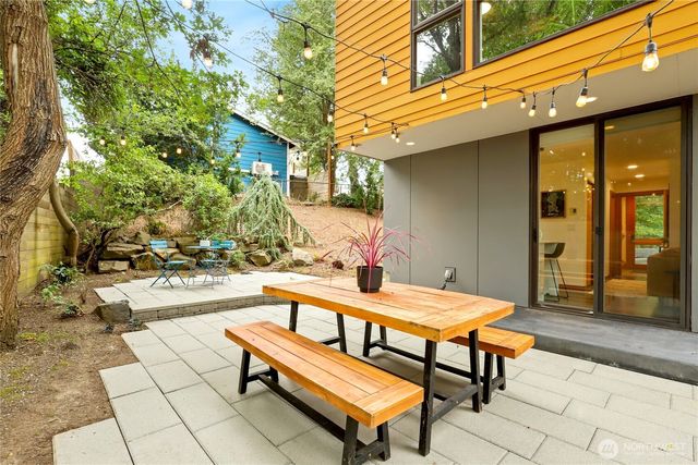 4328 S Bennett Street, Seattle, WA 98118