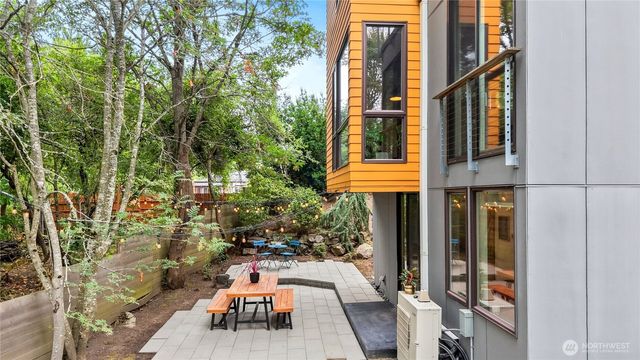 4328 S Bennett Street, Seattle, WA 98118