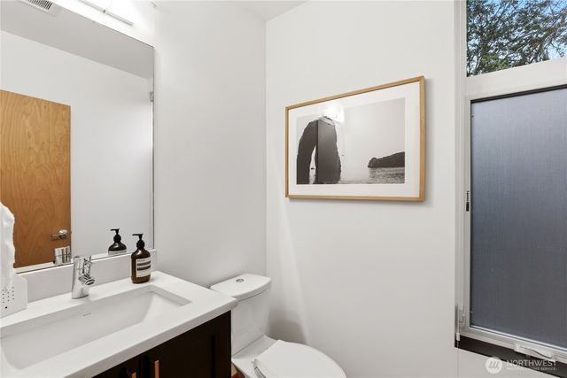 4328 S Bennett Street, Seattle, WA 98118