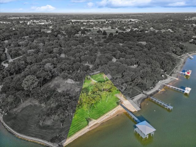 12424 Lake Forest Drive, Azle, TX 76020