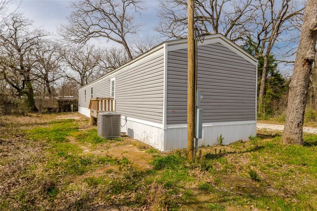 121 Coahoma Street, Mabank, TX 75156