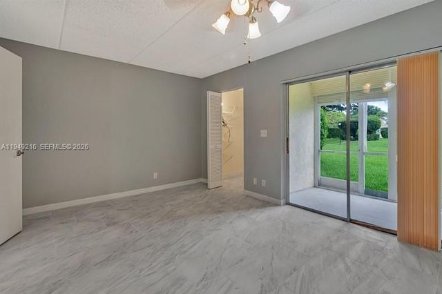 2200 Springdale Blvd 110, Palm Springs, FL 33461