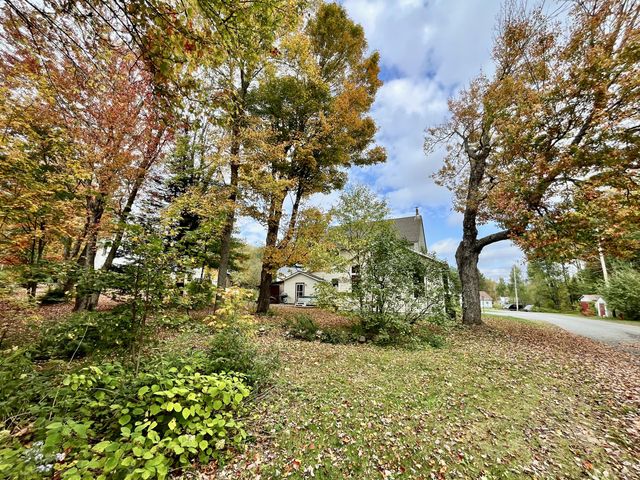 3 Bach Circle, Star Lake, NY 13690
