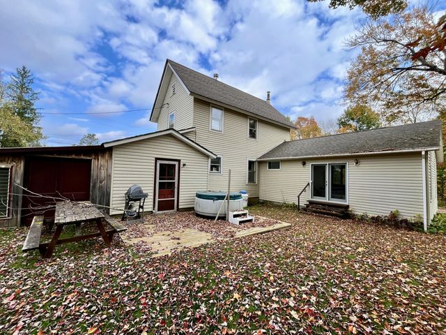 3 Bach Circle, Star Lake, NY 13690