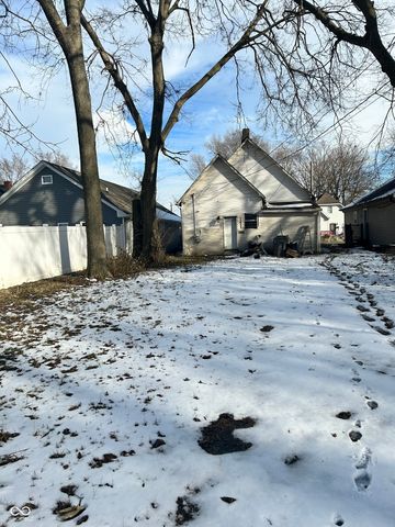 1140 N Pershing Avenue, Indianapolis, IN 46222
