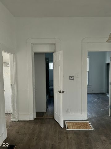 1140 N Pershing Avenue, Indianapolis, IN 46222