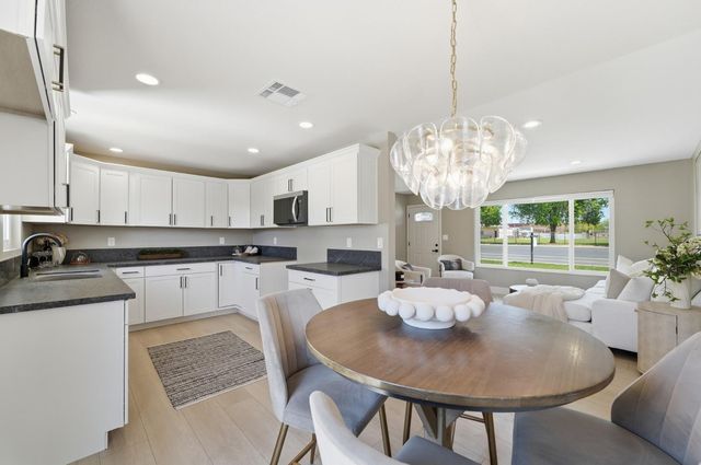 6237 Claus Rd, Riverbank, CA 95367