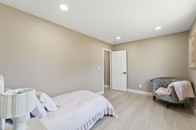 6237 Claus Rd, Riverbank, CA 95367