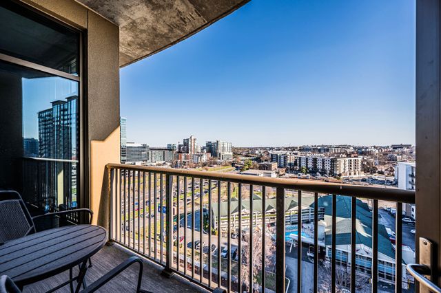 1510 Demonbreun St Apt 1212, Nashville, TN 37203