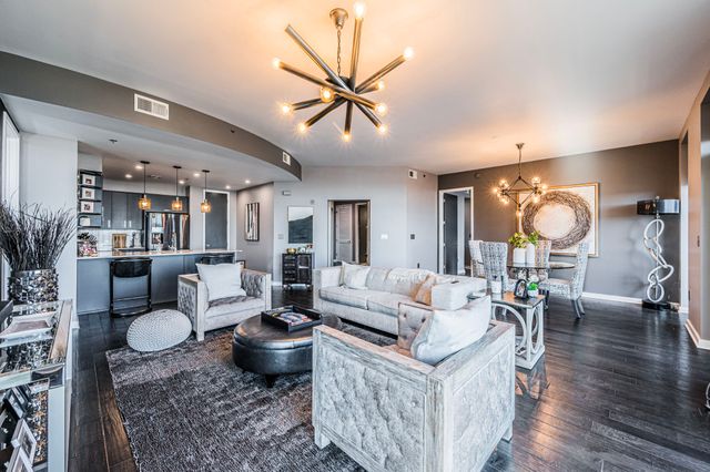 1510 Demonbreun St Apt 1212, Nashville, TN 37203