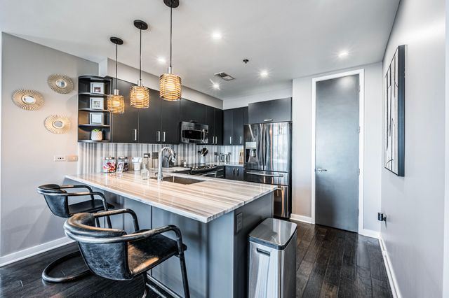 1510 Demonbreun St Apt 1212, Nashville, TN 37203