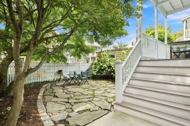 165 Fayerweather St 1, Cambridge, MA 02138