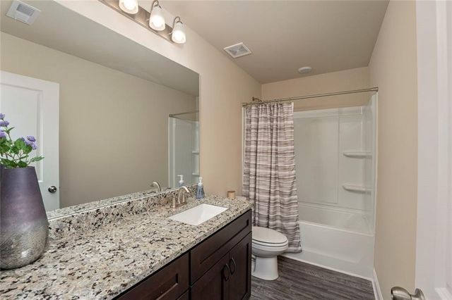 270 Lakewood Drive, Waleska, GA 30183