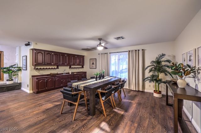 3269 South Torrey Pines Drive, Las Vegas, NV 89146