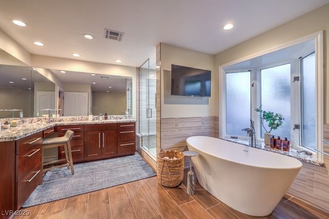 3269 South Torrey Pines Drive, Las Vegas, NV 89146