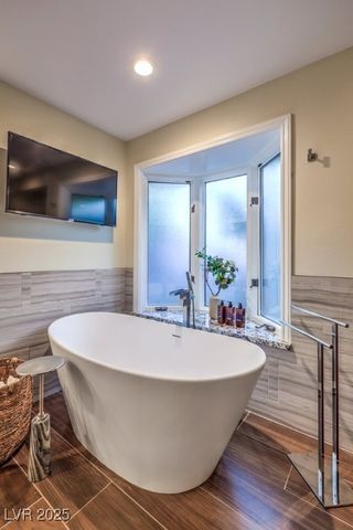 3269 South Torrey Pines Drive, Las Vegas, NV 89146