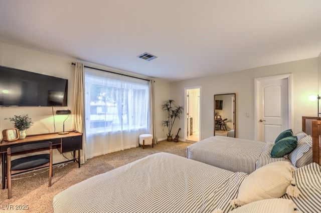 3269 South Torrey Pines Drive, Las Vegas, NV 89146