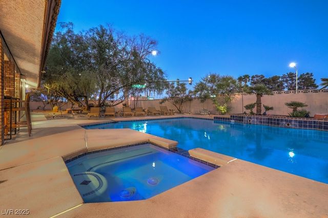 3269 South Torrey Pines Drive, Las Vegas, NV 89146