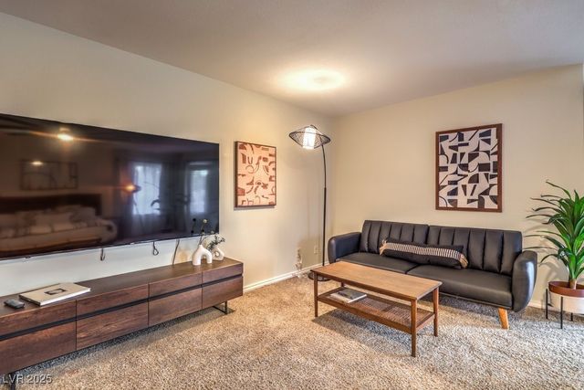 3269 South Torrey Pines Drive, Las Vegas, NV 89146