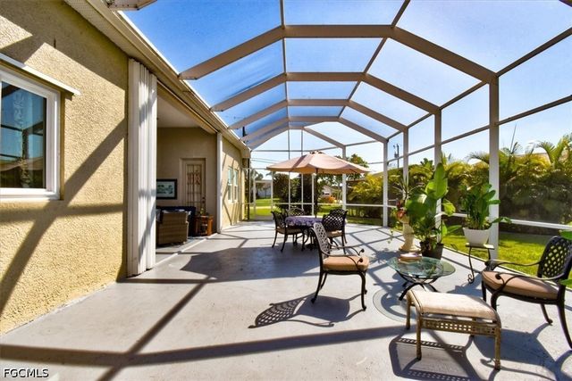420 SE 32nd ST, Cape Coral, FL 33904