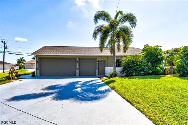 420 SE 32nd ST, Cape Coral, FL 33904