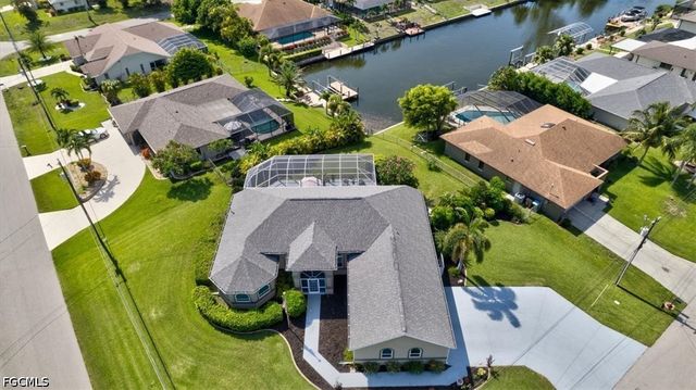 420 SE 32nd ST, Cape Coral, FL 33904
