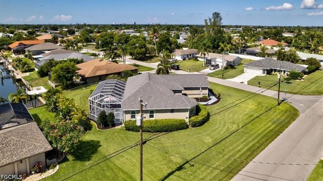 420 SE 32nd ST, Cape Coral, FL 33904