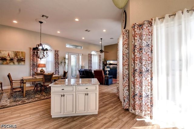 420 SE 32nd ST, Cape Coral, FL 33904