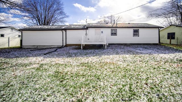 40 Greenwood Avenue, West Union, OH 45693