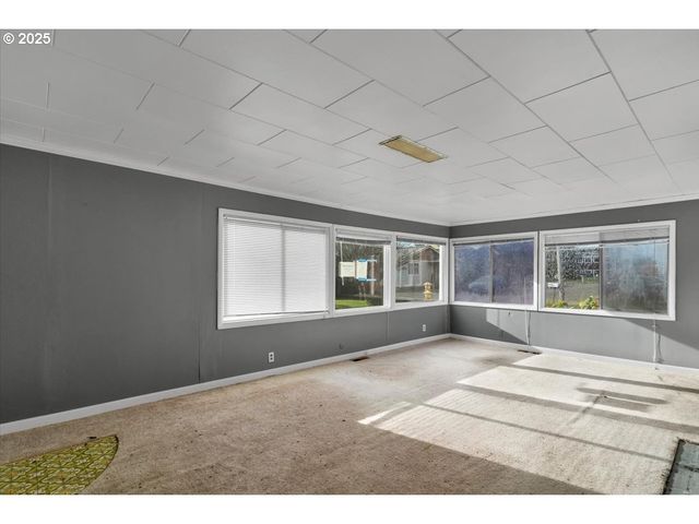 1110 6TH Ave, Seaside, OR 97138