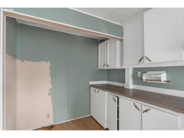 1110 6TH Ave, Seaside, OR 97138