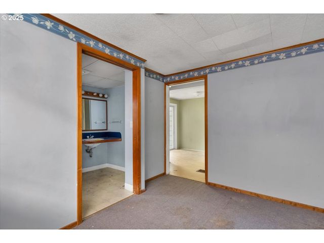 1110 6TH Ave, Seaside, OR 97138