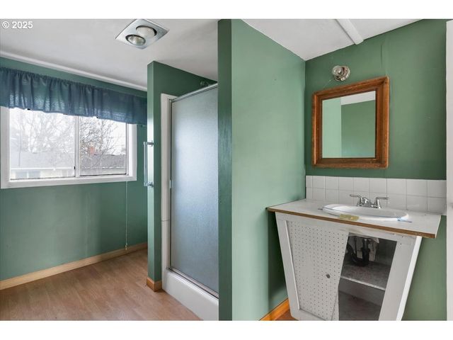 1110 6TH Ave, Seaside, OR 97138