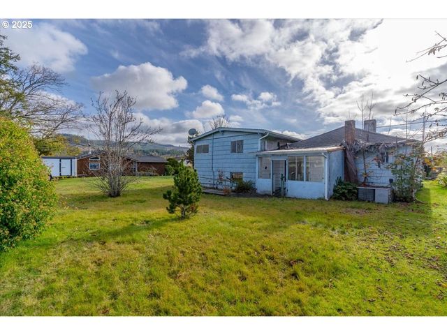 1110 6TH Ave, Seaside, OR 97138