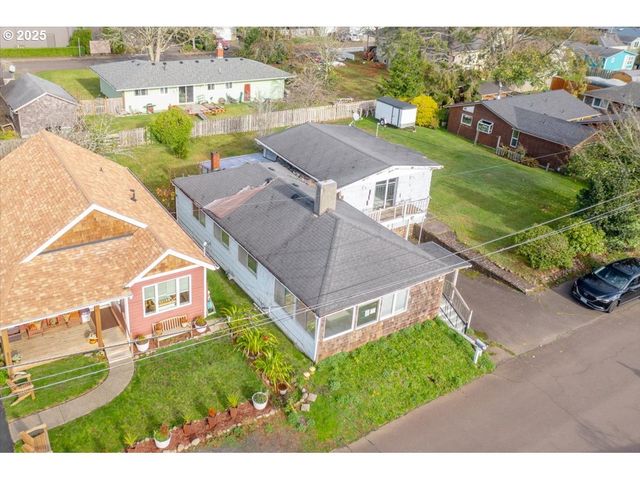 1110 6TH Ave, Seaside, OR 97138