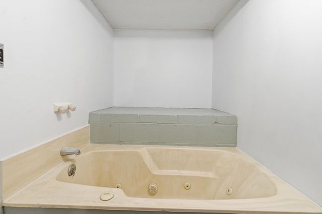 539 LUPTON RD, Woodstock, VA 22664