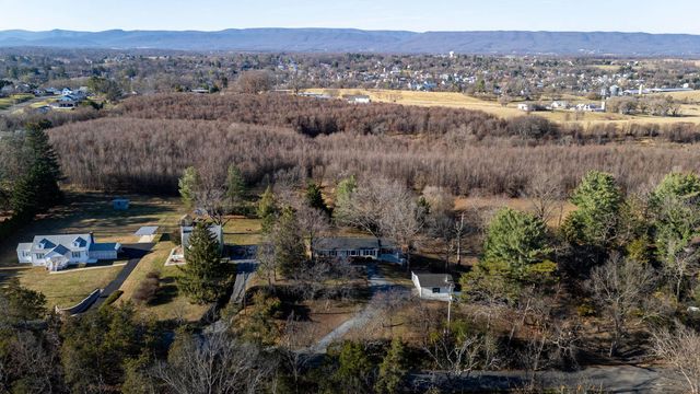 539 LUPTON RD, Woodstock, VA 22664