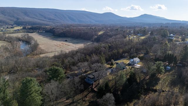 539 LUPTON RD, Woodstock, VA 22664