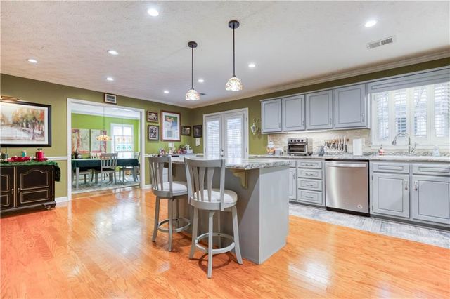 770 Hunters Lane, Loganville, GA 30052