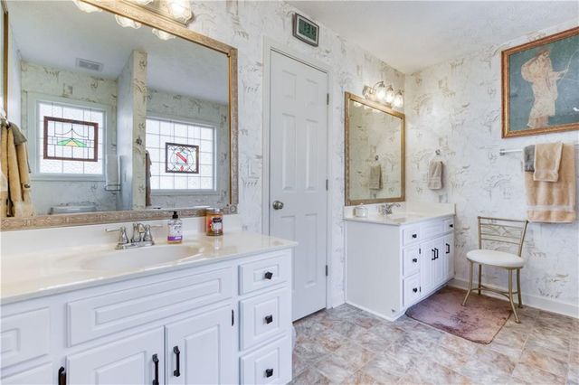 770 Hunters Lane, Loganville, GA 30052