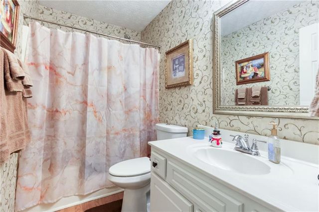 770 Hunters Lane, Loganville, GA 30052