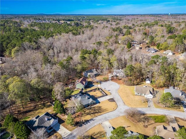 770 Hunters Lane, Loganville, GA 30052