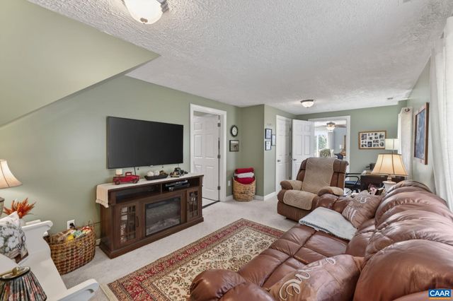 2607 BROWNS GAP TPKE, Charlottesville, VA 22901