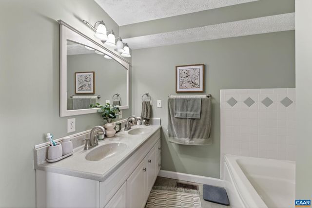 2607 BROWNS GAP TPKE, Charlottesville, VA 22901