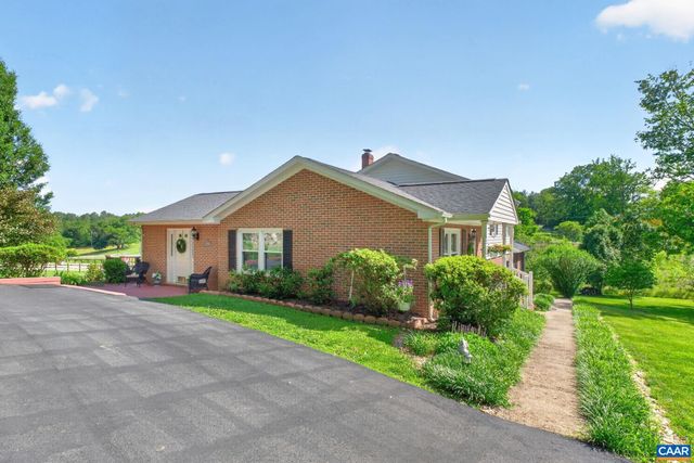 2607 BROWNS GAP TPKE, Charlottesville, VA 22901